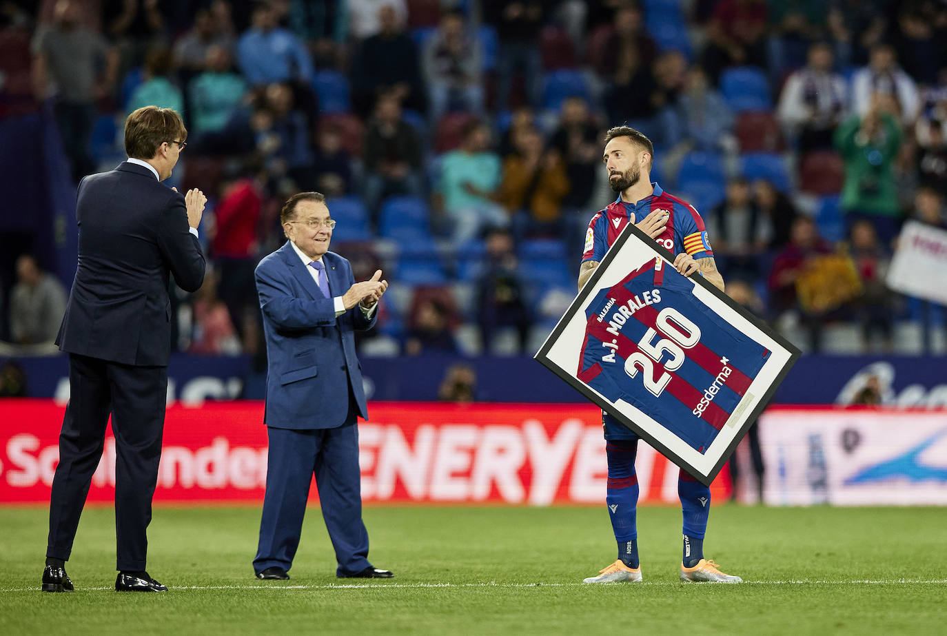 Fotos: Las mejores imágenes del Levante UD-Real Sociedad