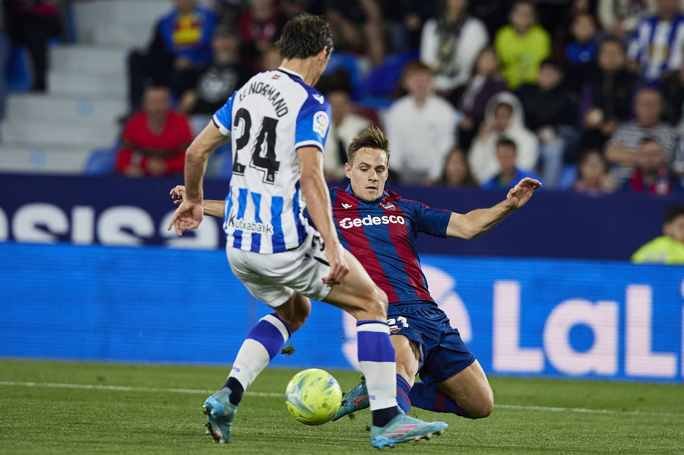 Fotos: Las mejores imágenes del Levante UD-Real Sociedad