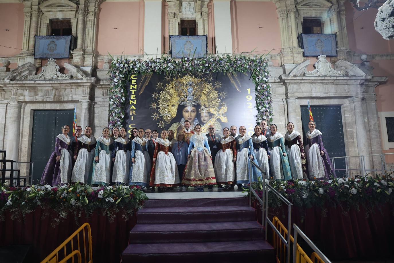 Fotos: Dansà 2022 en honor a la Virgen de los Desamparados