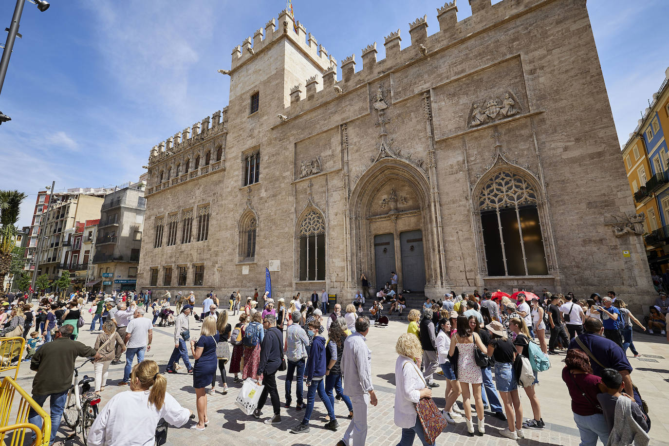 Fotos: Los turistas llenan el centro de Valencia