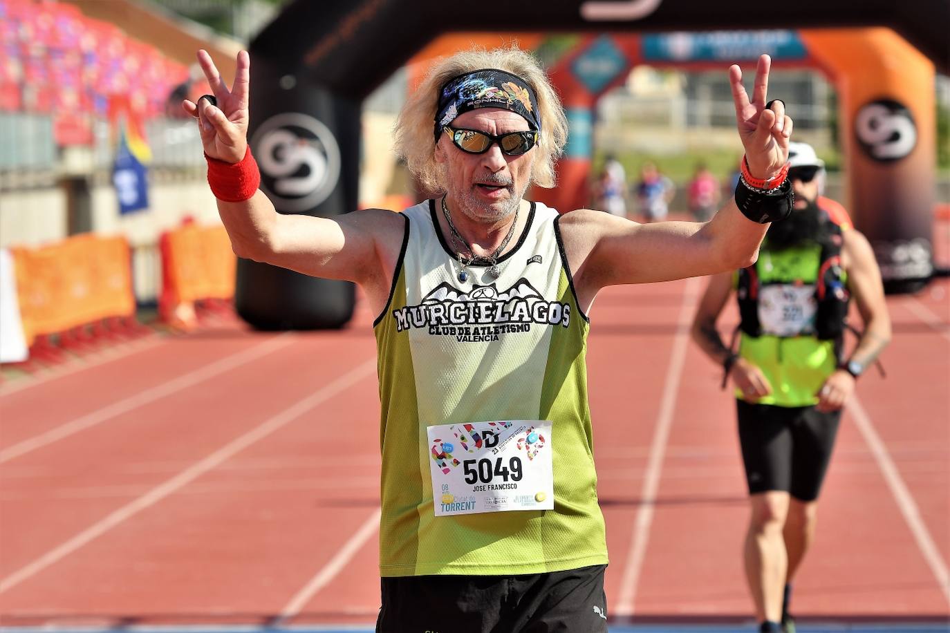 Fotos: Búscate en la 10k y la Media Maratón de Torrent