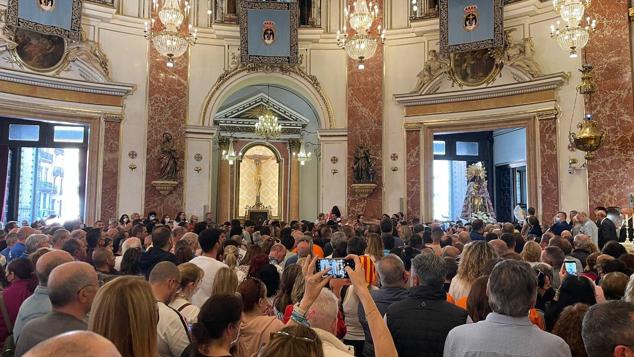 Fotos: Traslado de la Virgen de los Desamparados 2022