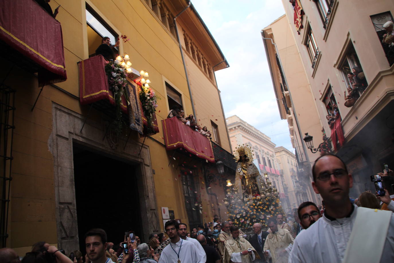 La patrona de Valencia vuelve a procesionar por el centro de la ciudad con dos cambios en el recorrido