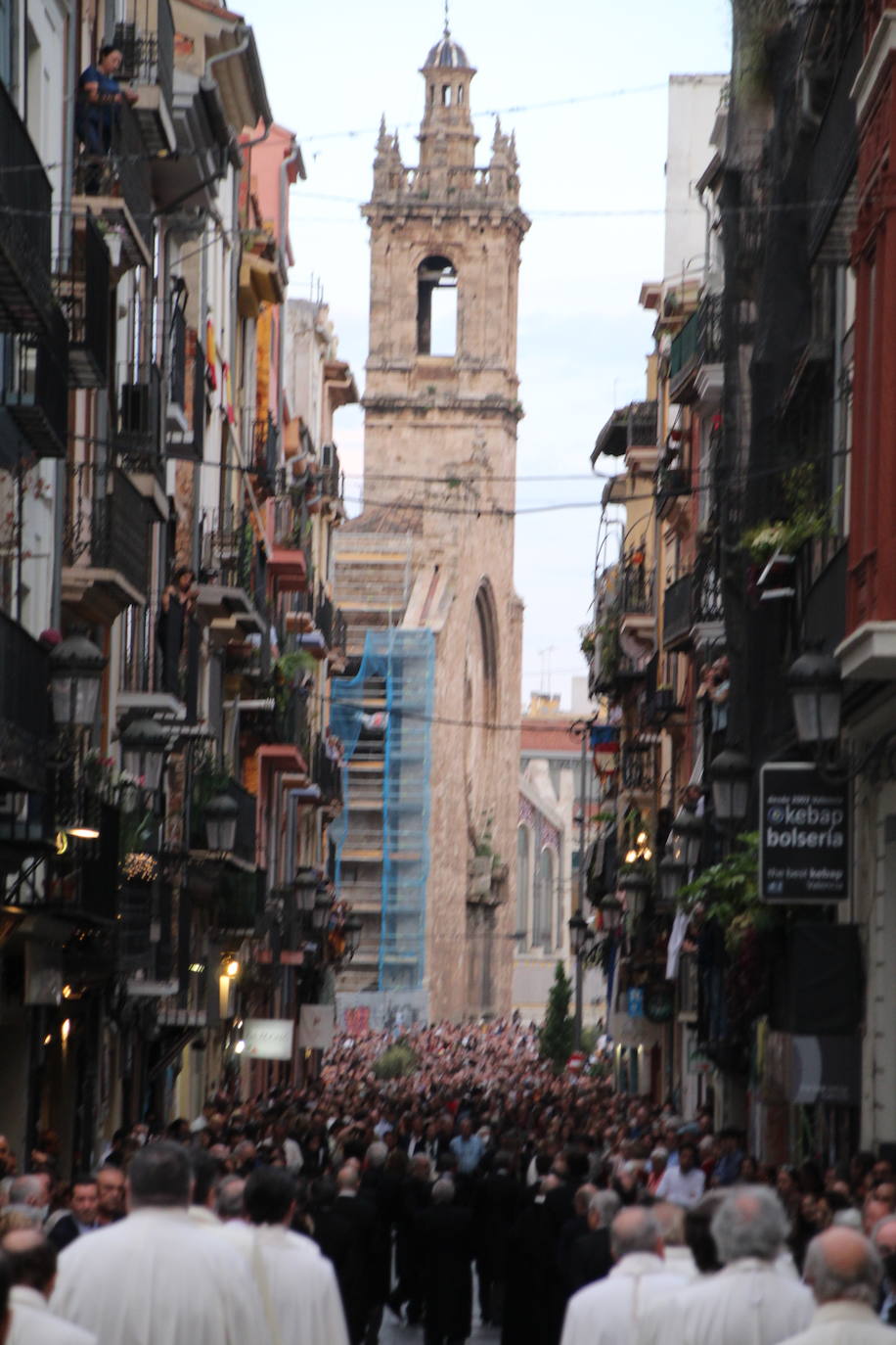 La patrona de Valencia vuelve a procesionar por el centro de la ciudad con dos cambios en el recorrido