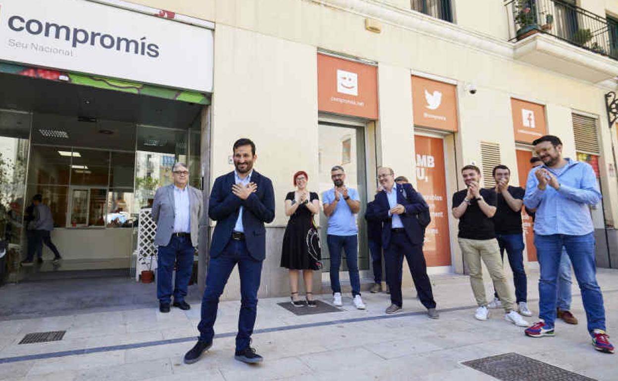 Vicent Marzà, antes de su despedida como conseller en la sede de Compromís.