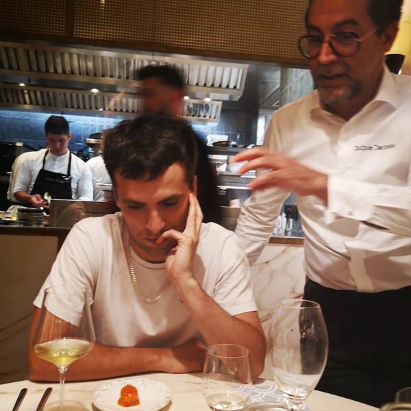 Quique Dacosta y el actor Ricardo Gómez. 