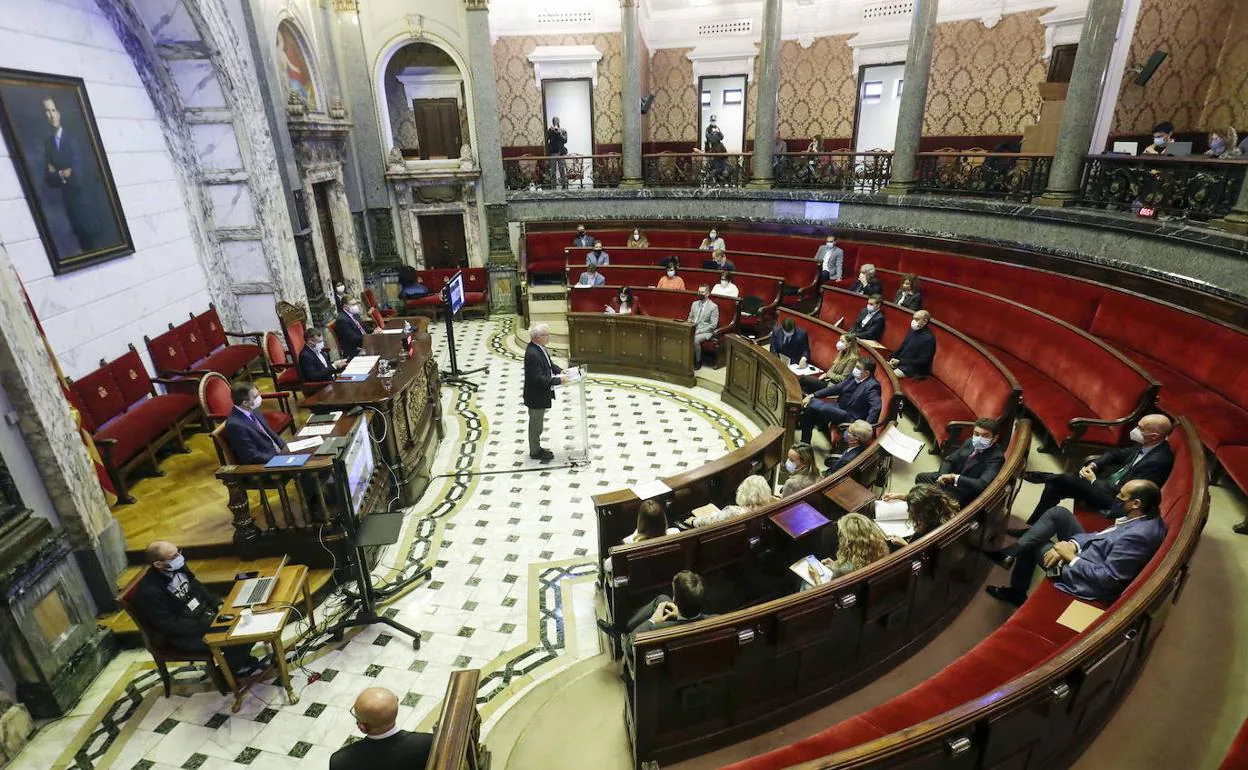Sesión plenaria en el Ayuntamiento de Valencia. 