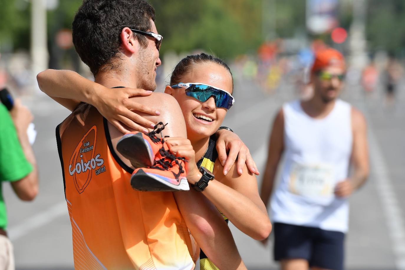 Miles de personas participan en una de las pruebas más esperadas del calendario de carreras populares en Valencia