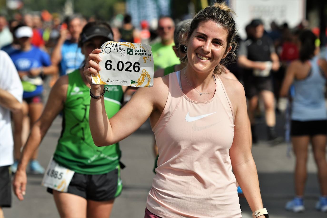 Miles de personas participan en una de las pruebas más esperadas del calendario de carreras populares en Valencia