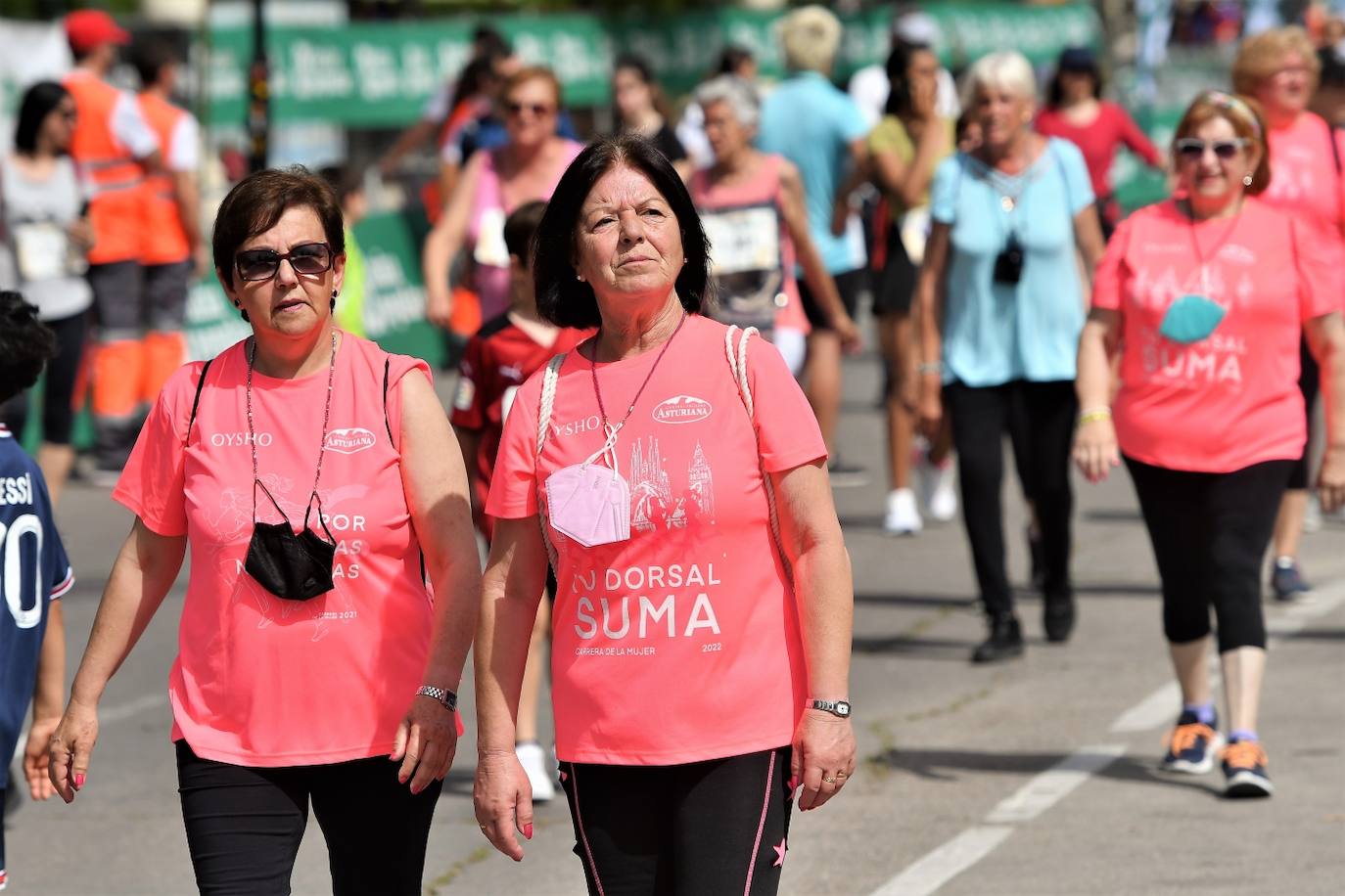 Miles de personas participan en una de las pruebas más esperadas del calendario de carreras populares en Valencia