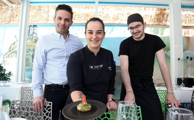 Oscar Marí, Belén Escrivá y Alfonso Cabrera, con la mejor tapa de la Comunitat. 