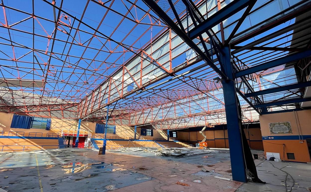 Estado actual del polideportivo Fontana Mogort de Alzira. 