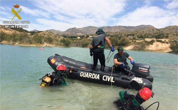 La Guardia Civil ha reanudado la búsqueda a primera hora de este lunes. 