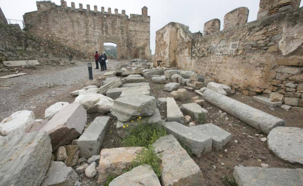 Interior del castillo de Sagunto. 