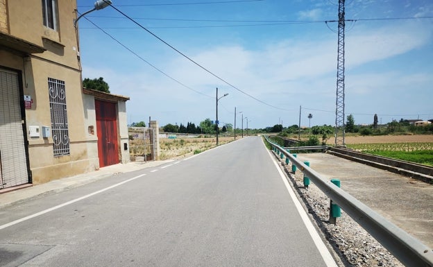 Detenido el conductor de un coche que huyó tras atropellar a un hombre en Castellar