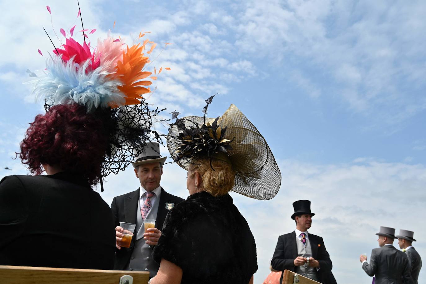 Fotos: Duelo de pamelas y tocados en el legendario Derby de Epsom