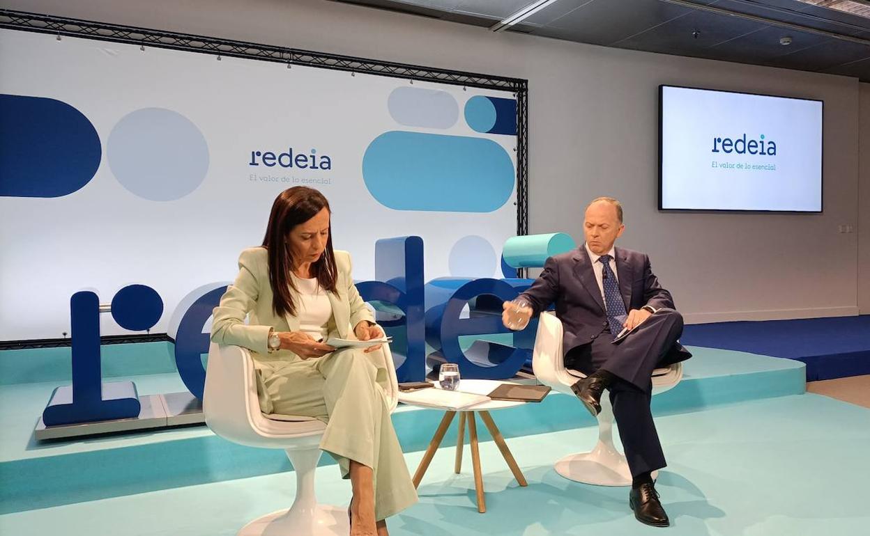 La presidenta de Redeia, Beatriz Corredor, y el consejero delegado de la firma, hoy en Madrid. 