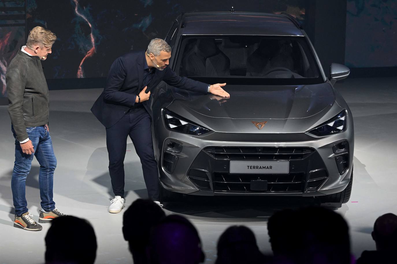 Fotos: Cupra presenta sus nuevos modelos de coche, uno de los cuales equipará baterías valencianas