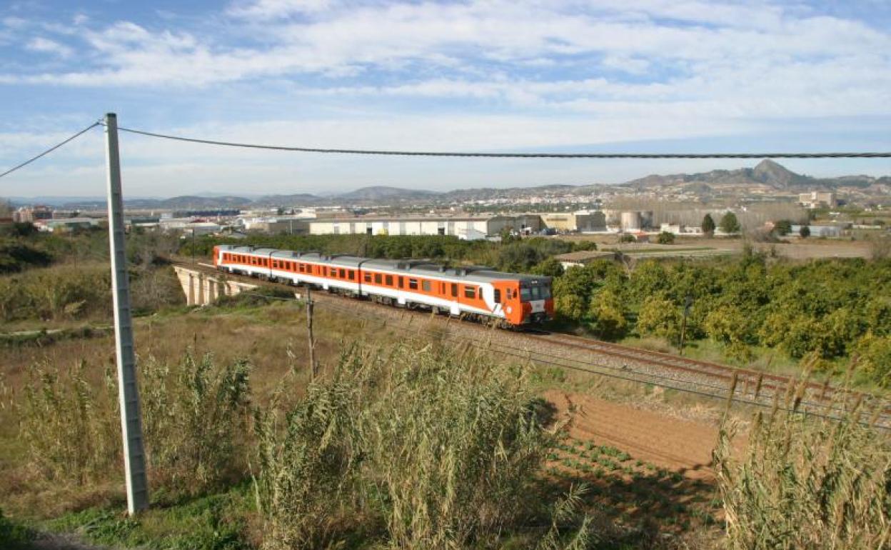 El Gobierno central anuncia una importente inversión en la línea Xàtiva-Alcoi. 