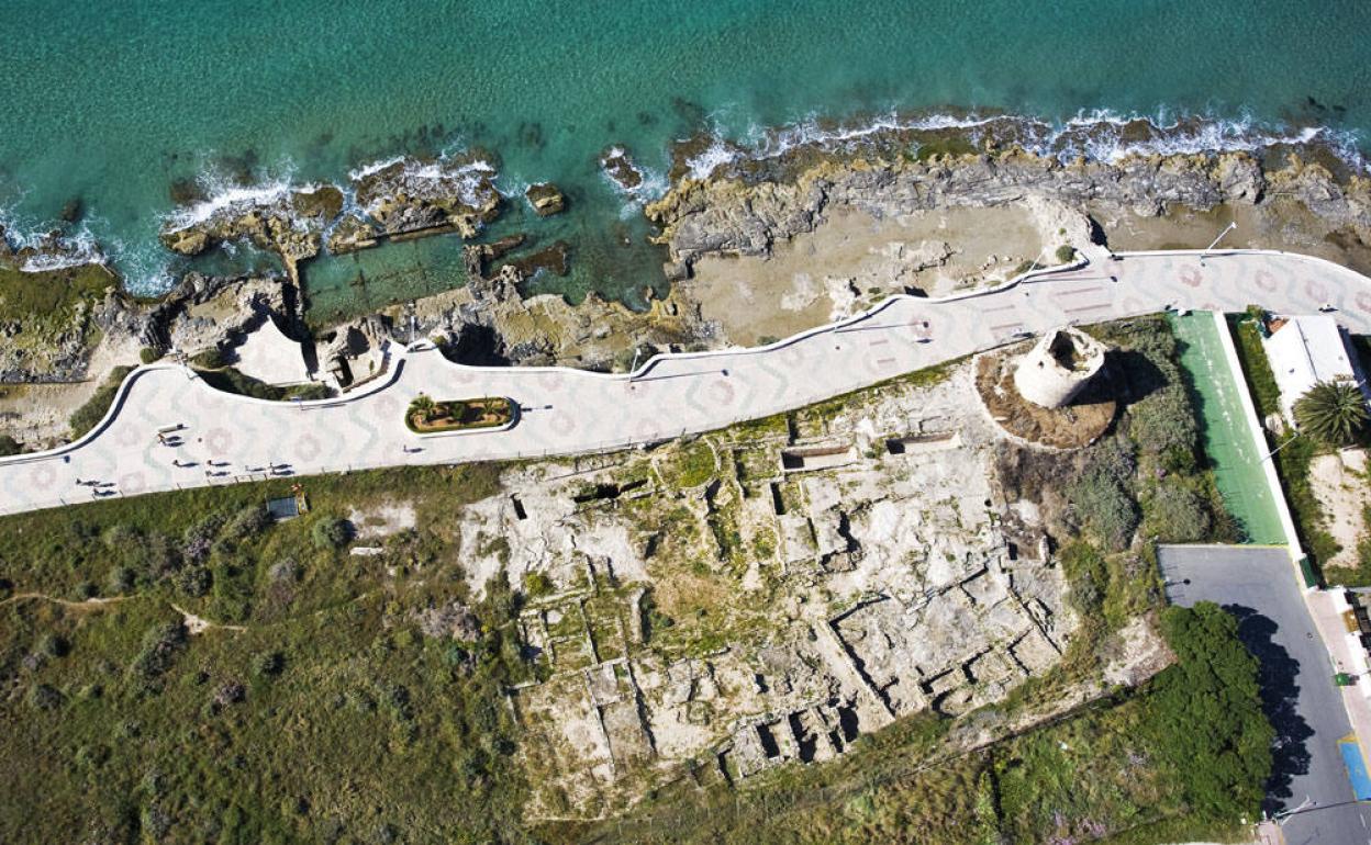 Vista aérea del yacimiento romano de los Baños de la Reina de Calp. 