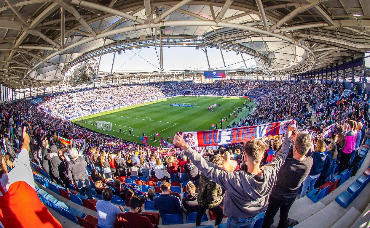 El estadio Ciutat de València, durante un partido