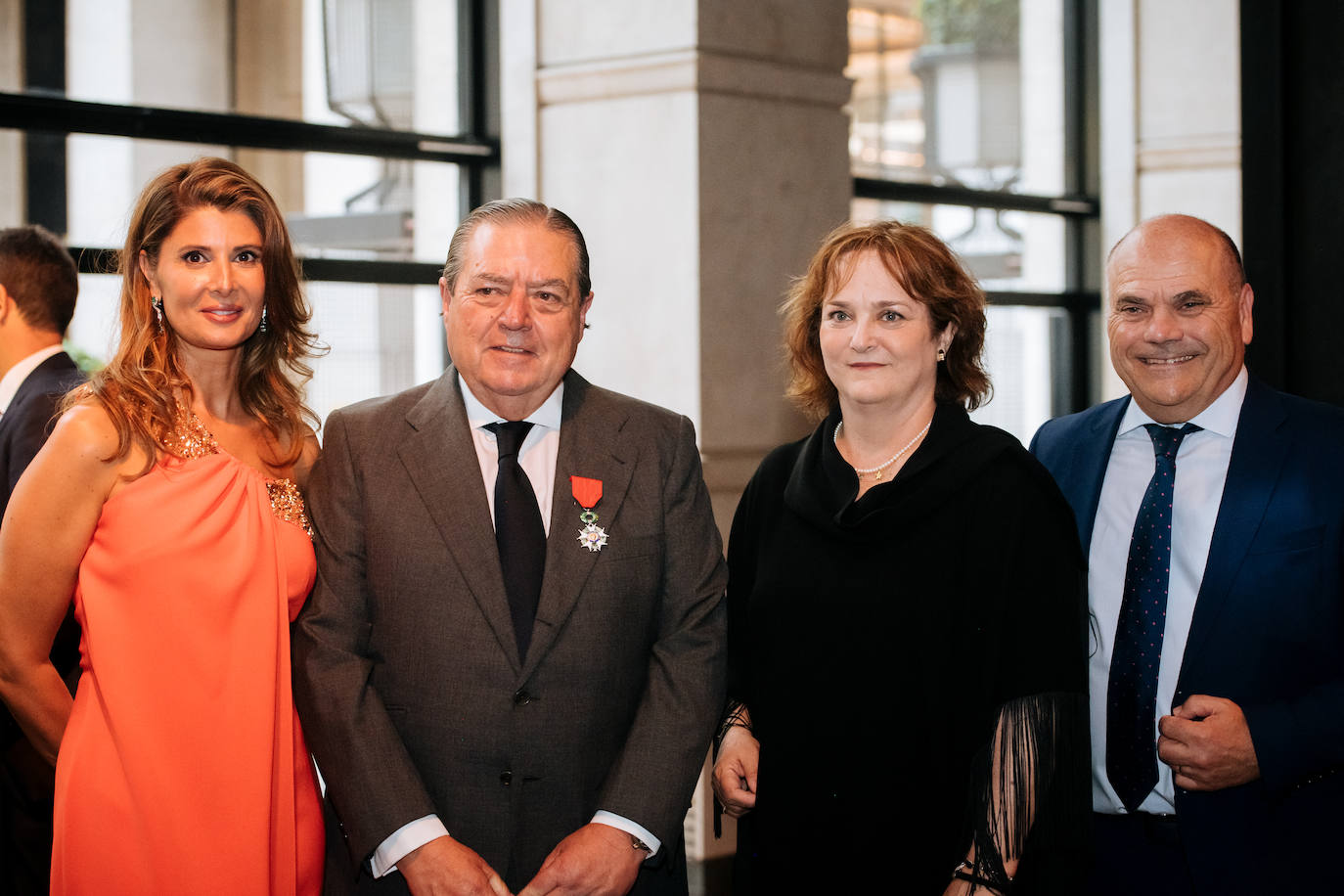 Casi 150 personas han compartido junto a Vicente Boluda y Esther Pastor la entrega de la medalla de la Legión de Honor de Francia.