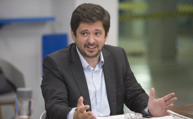 Carlos Sánchez, director de estrategia de vehículo conectado, autónomo, electrificado y movilidad como servicio en Kia España. 