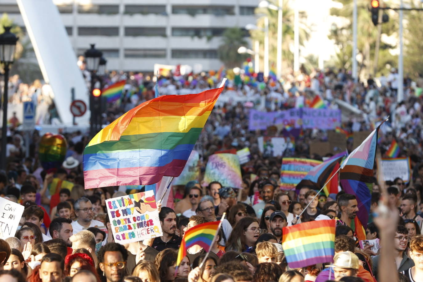 Fotos: Valencia celebra el día de Orgullo LGTBI+ 2022