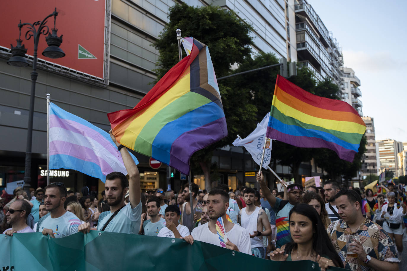 Fotos: Valencia celebra el día de Orgullo LGTBI+ 2022