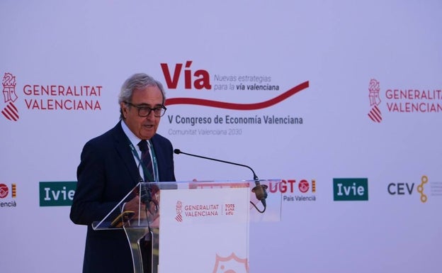 Francisco Pérez, durante su intervención en el congreso .