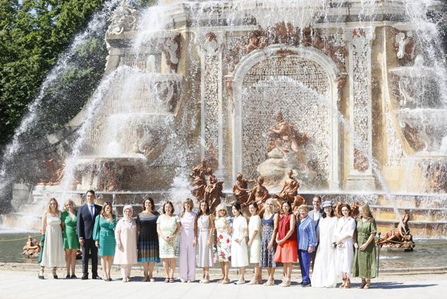 Fotos: La Reina Letizia deslumbra en la &#039;otra&#039; cumbre de la OTAN