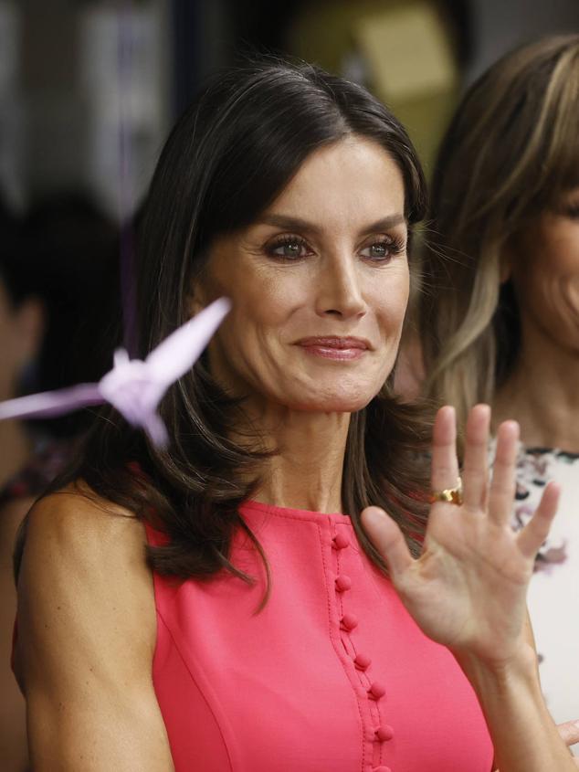 Fotos: La Reina Letizia deslumbra en la &#039;otra&#039; cumbre de la OTAN