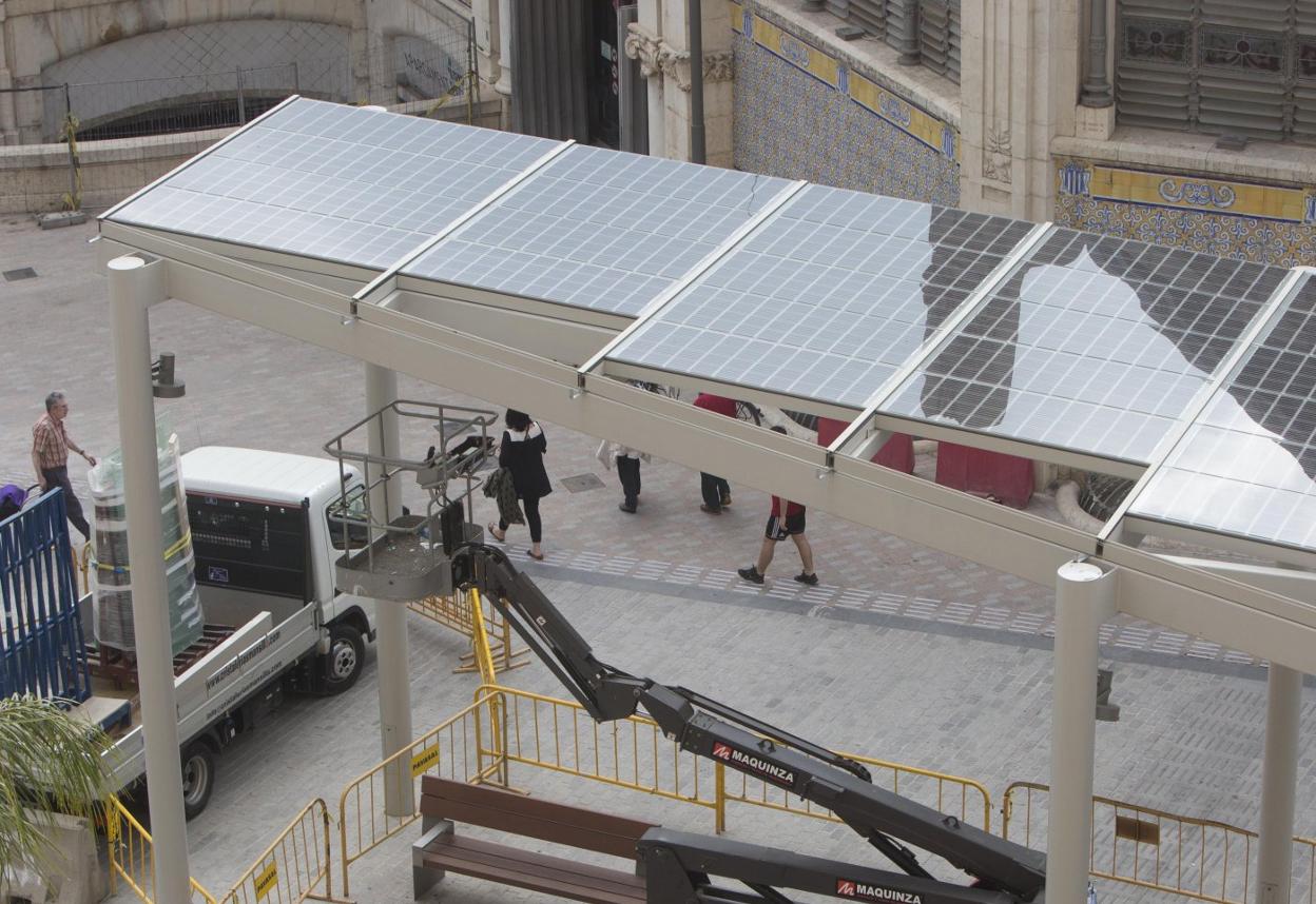 El descuento del IBI para promover las placas solares pincha en Valencia