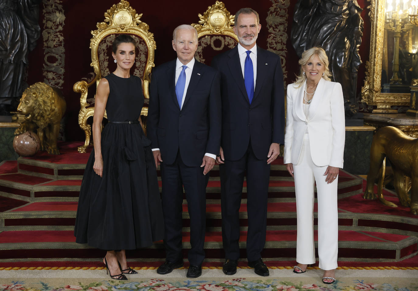 Fotos: La Reina Letizia deslumbra en la &#039;otra&#039; cumbre de la OTAN