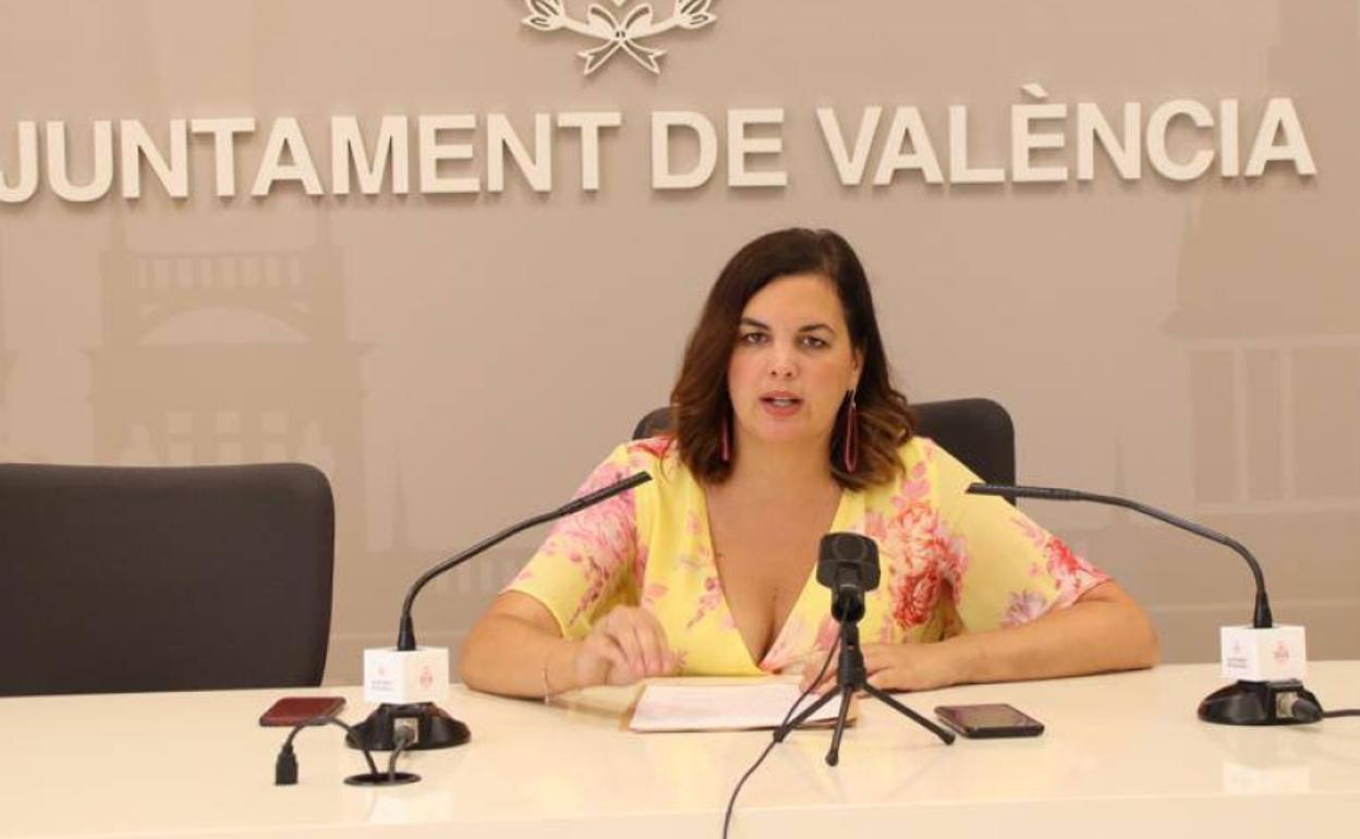 La vicealcaldesa de Valencia, Sandra Gómez, en la rueda de prensa de este miércoles. 