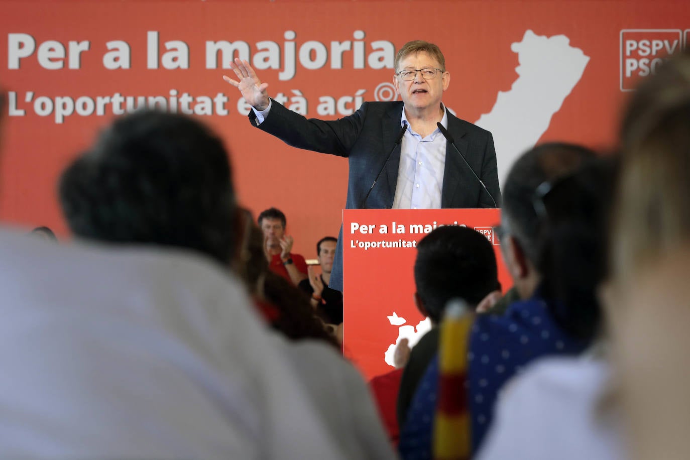 Fotos: El PSPV reúne a más de un millar de militantes y cargos municipales y autonómicos en la Marina de Valencia