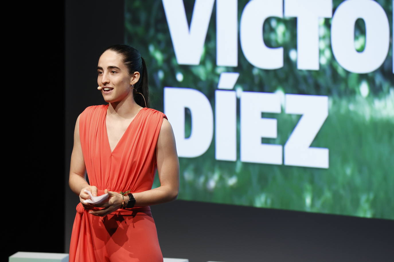 La pelotari valenciana Victoria Díez contó cómo se decantó por la pilota valenciana.