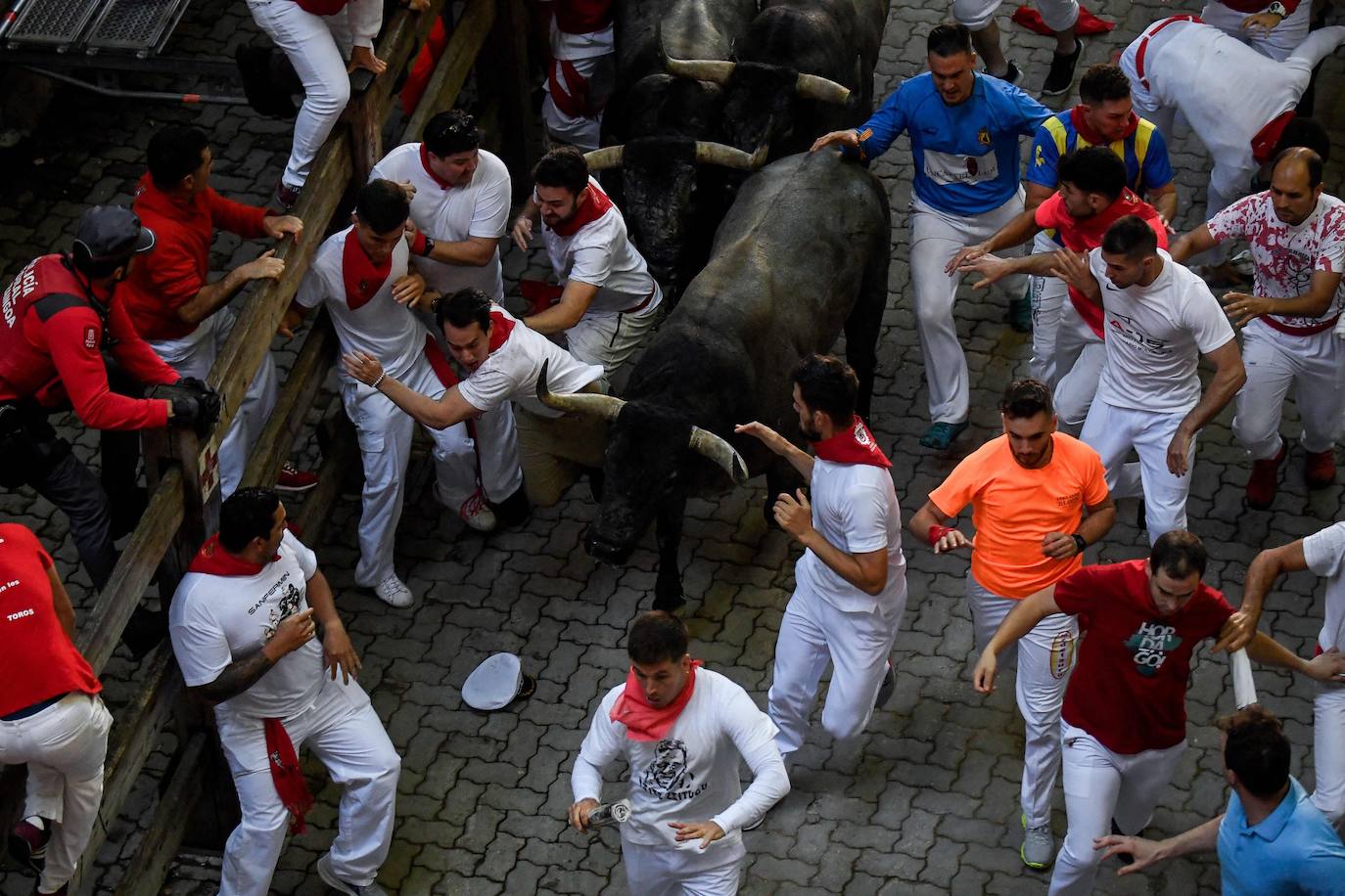 Fotos: Las fotos más espectaculares del tercer encierro de los Sanfermines 2022