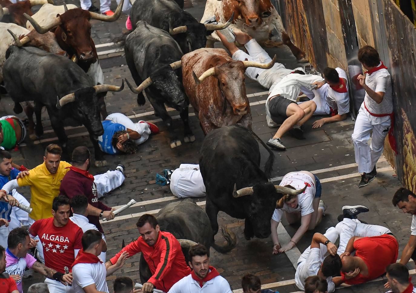 Fotos: Las fotos más espectaculares del tercer encierro de los Sanfermines 2022