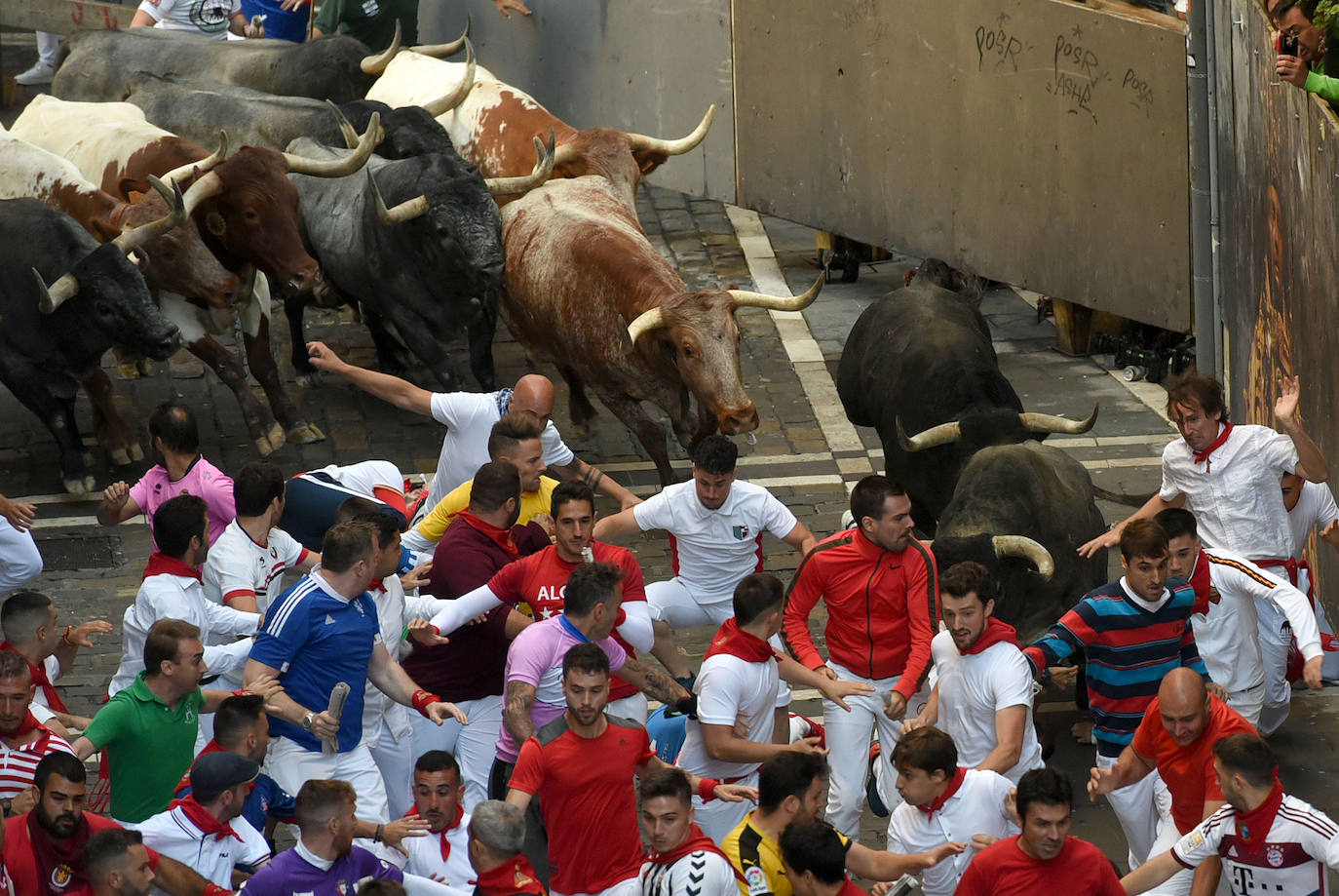 Fotos: Las fotos más espectaculares del tercer encierro de los Sanfermines 2022