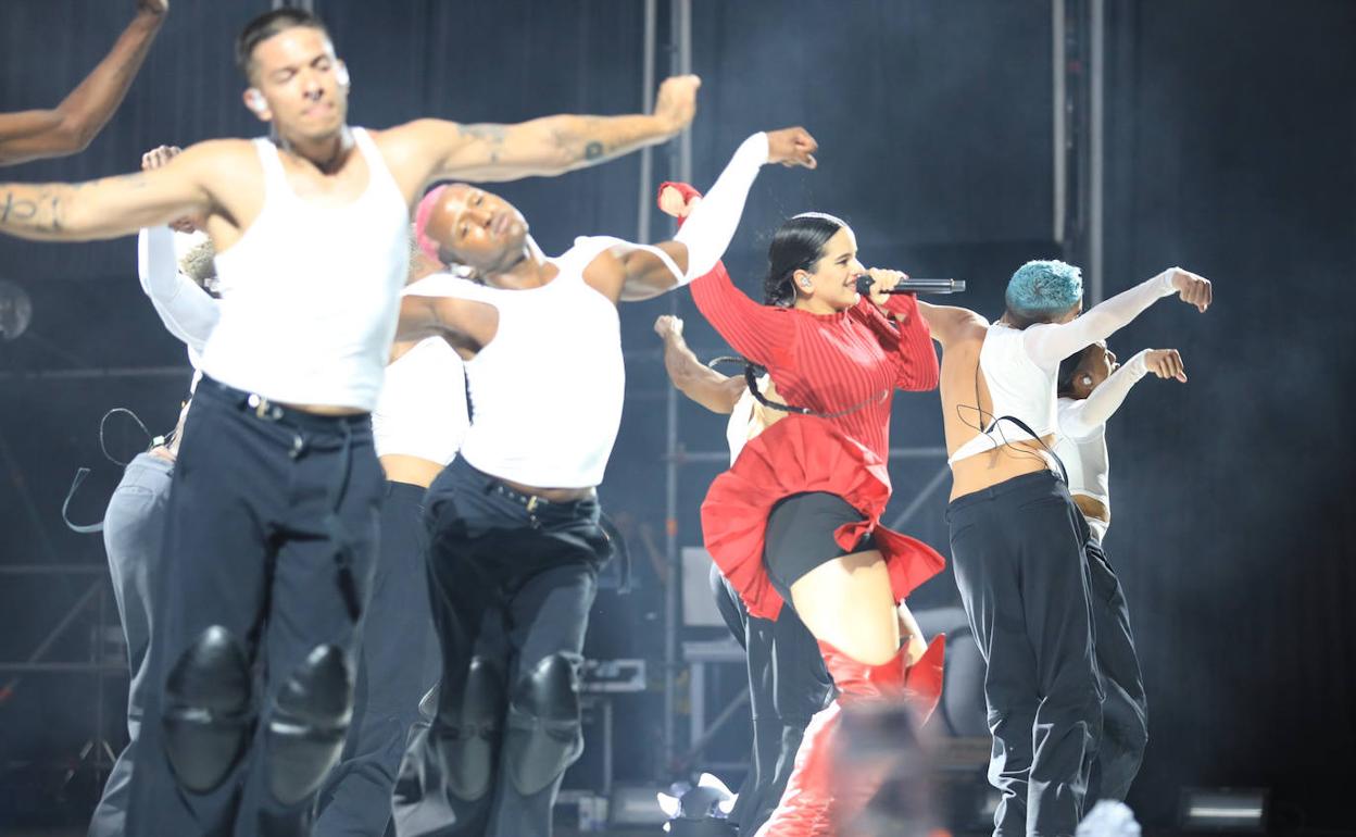 La cantante Rosalía recala en la Marina de Valencia con el 'Motomami world tour'. 