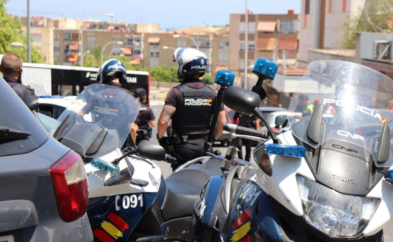 Un tiroteo en Alicante se salda con cuatro detenidos y un herido