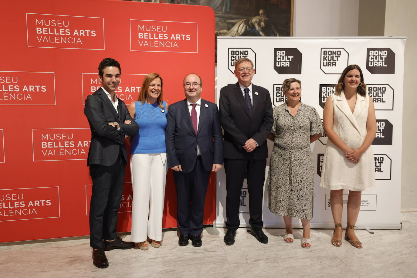 Fotos: Iceta presenta el bono cultural para jóvenes en Valencia