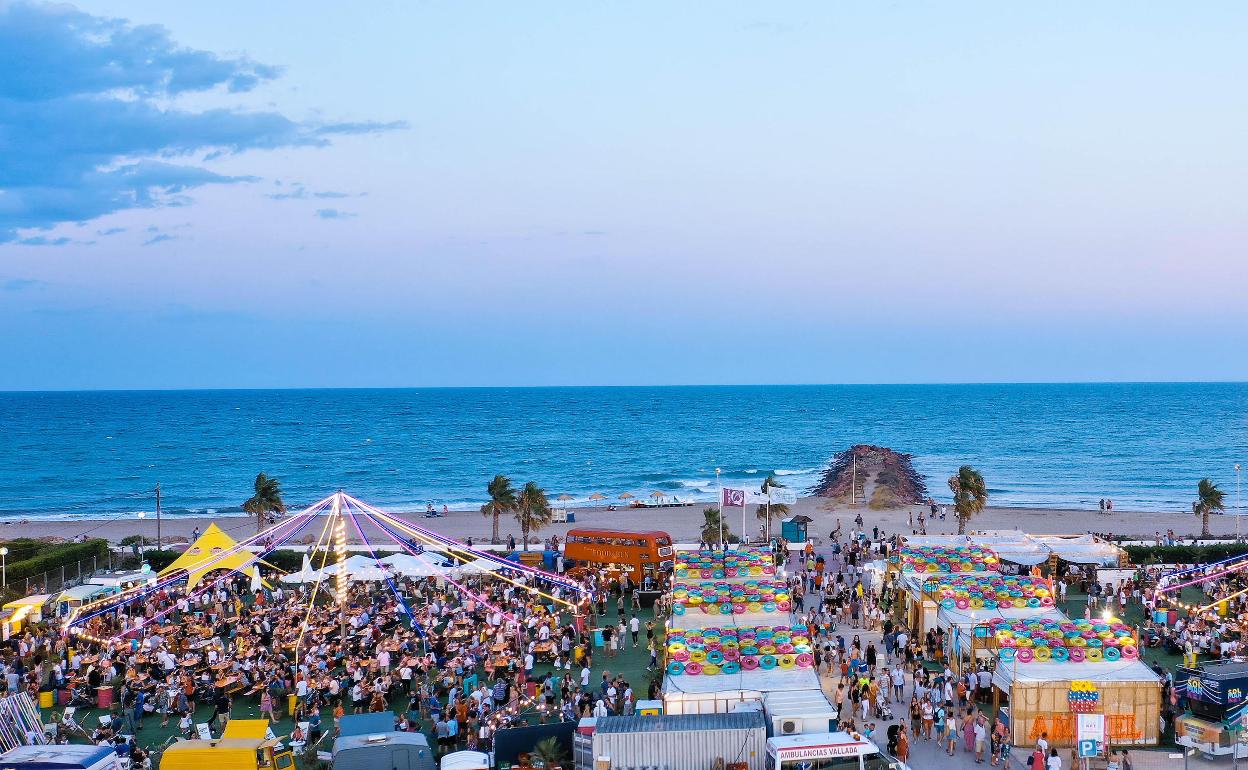 Solmarket en la playa de El Puig.