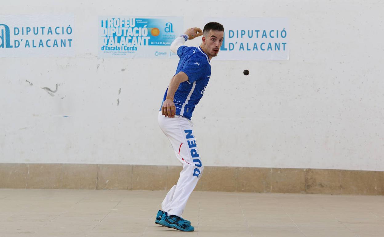 La zurda de Salva Palau disparó misiles en el momento indicado para matar a sus rivales.