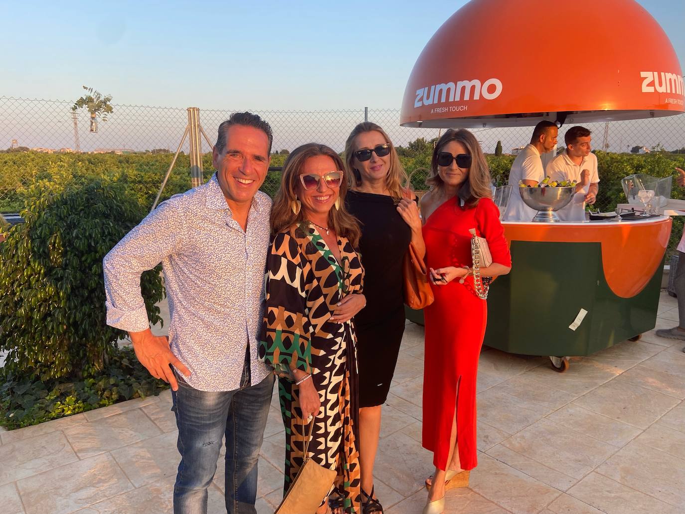 Joan Solvedilla, Nuria Pérez de Loma, Patricia Membribes y Yolanda Ballester en la fiesta de Rafa Olmos.