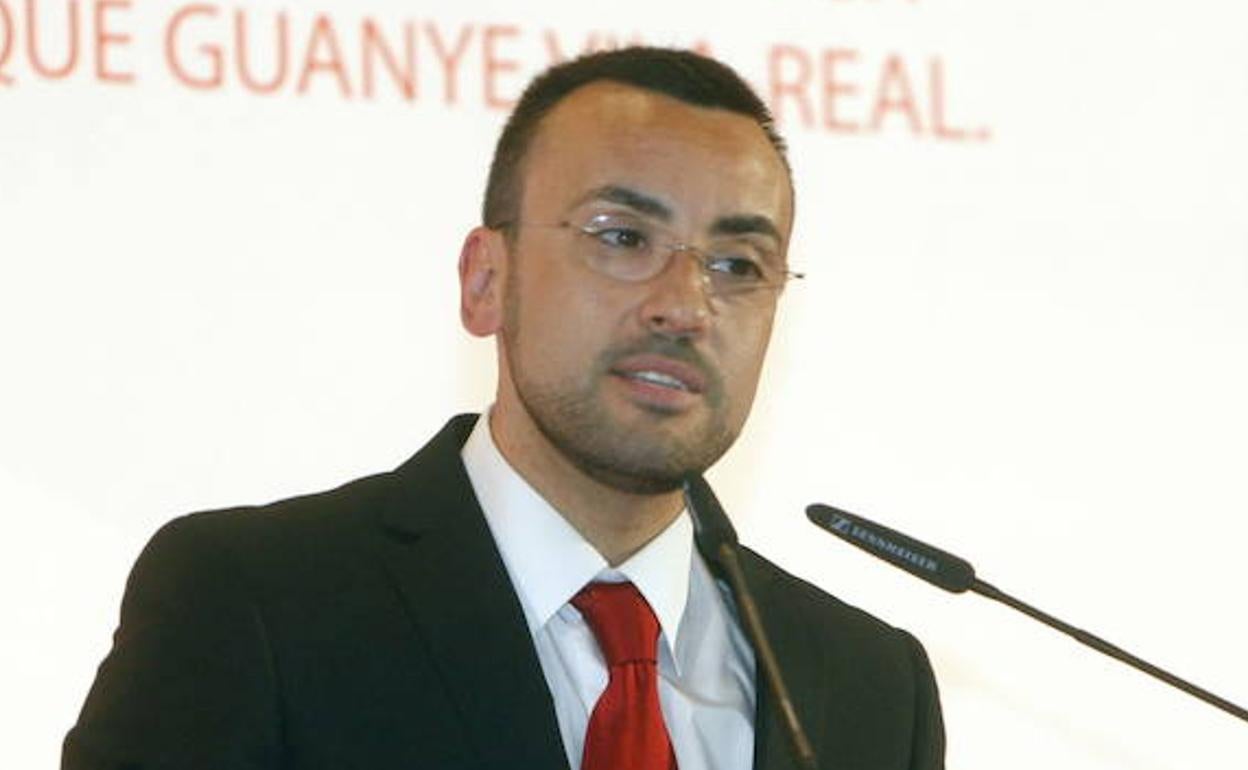 Villarreal | El alcalde de Vila-real denuncia ante la policía amenazas en un perfil falso en Facebook