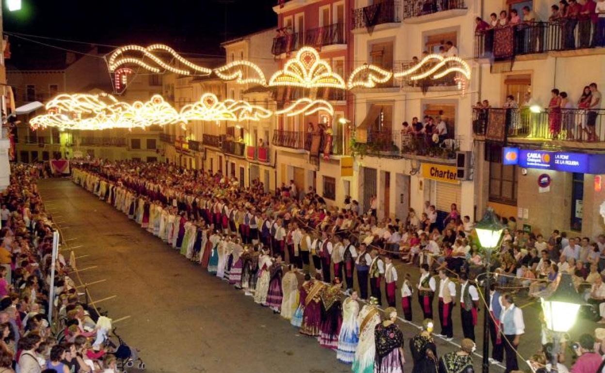 Un momento de la Dansà de La Font de la Figuera que cuenta ya con mayor protección. 