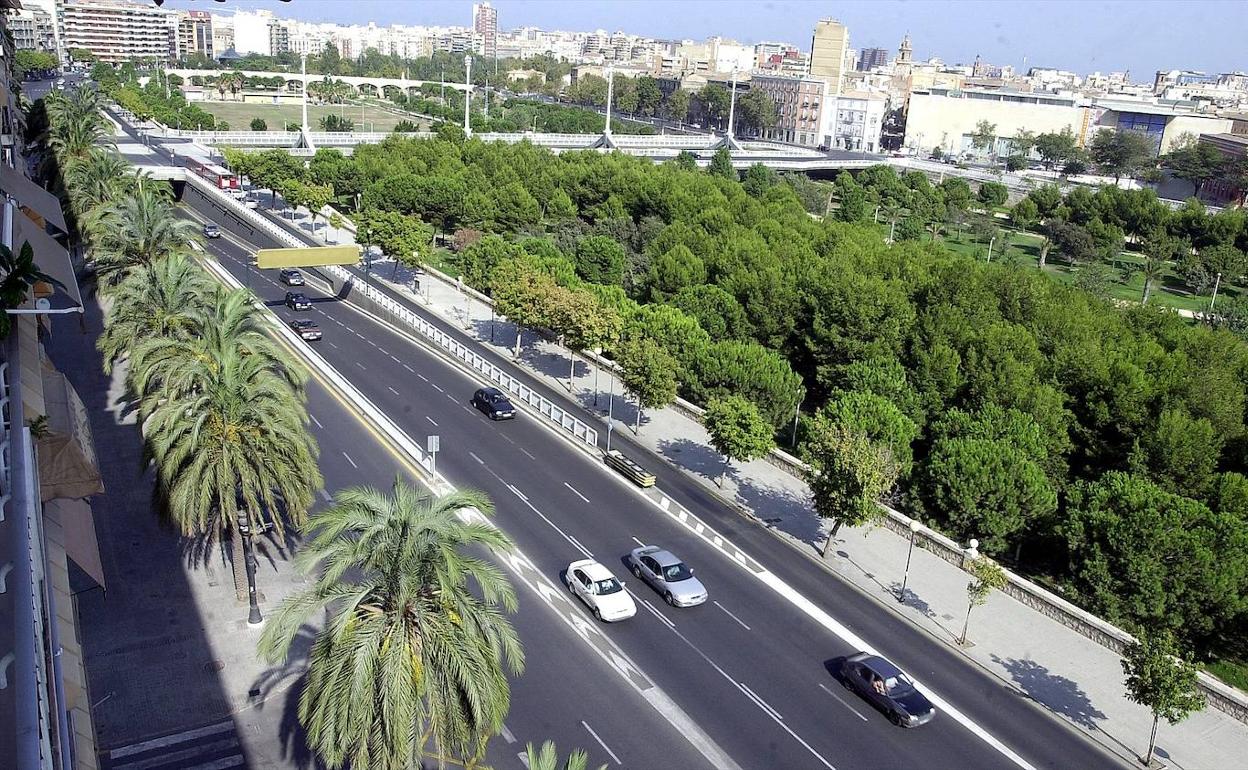 Vistas de un tramo del jardín del Turia. 