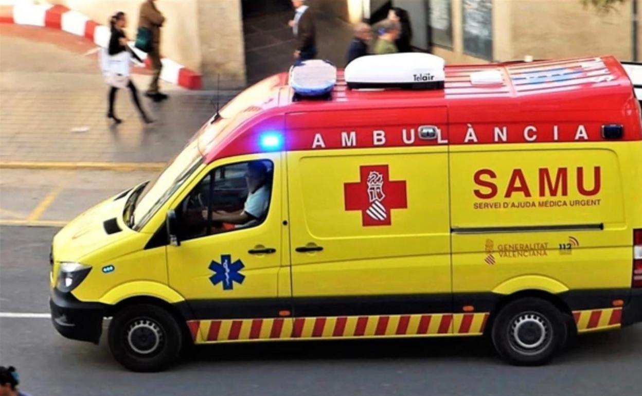 Imagen de archivo de una ambulancia del SAMU